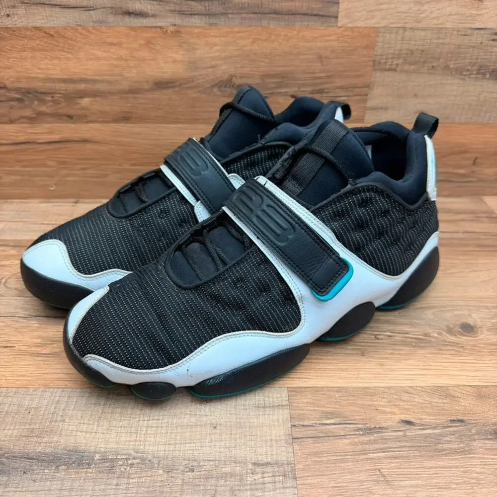 Jordan Air Nike size 12 Black Cat Black/Turbo Green-White  Strap AR0772-003